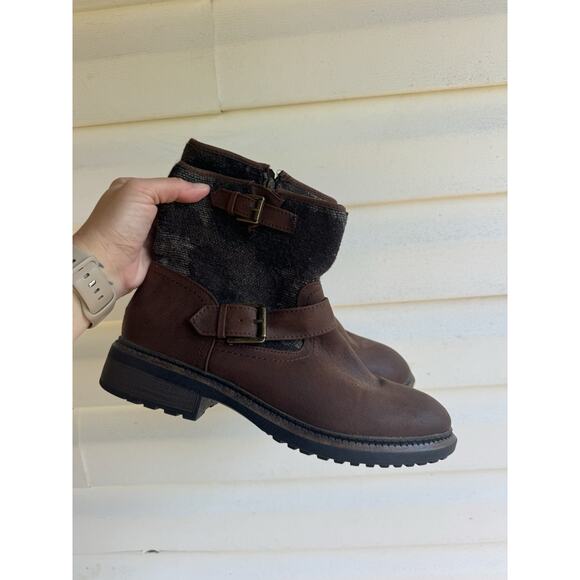 White Mountain Womens Carlin Brown Ankle Boots Womens 10M Buckle Zip Fabric - Picture 1 of 9